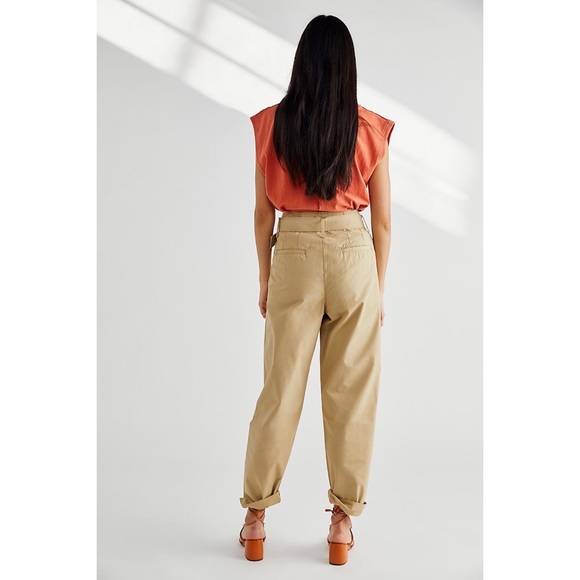 Levi’s TAILORED HIGH LOOSE TAPER WOMEN'S PANTS - Picture 8 of 10